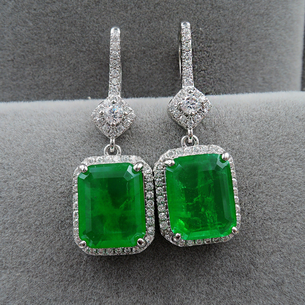 European and American emerald vintage earrings